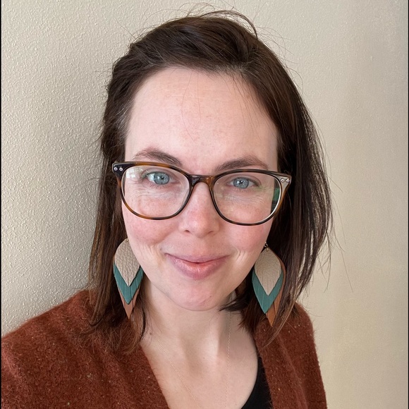 Meet your Posher, Kelly - Picture 1 of 1